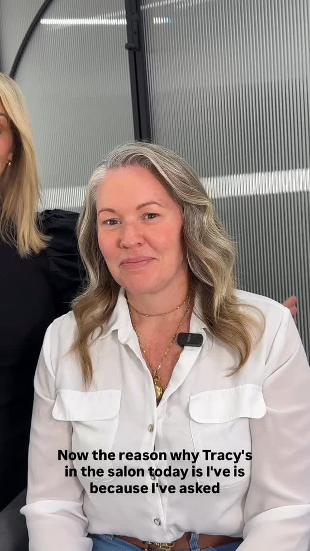Post 4 by MELISSA GIGLIOTTI- Pro Hair & Makeup Artist on Instagram (video)