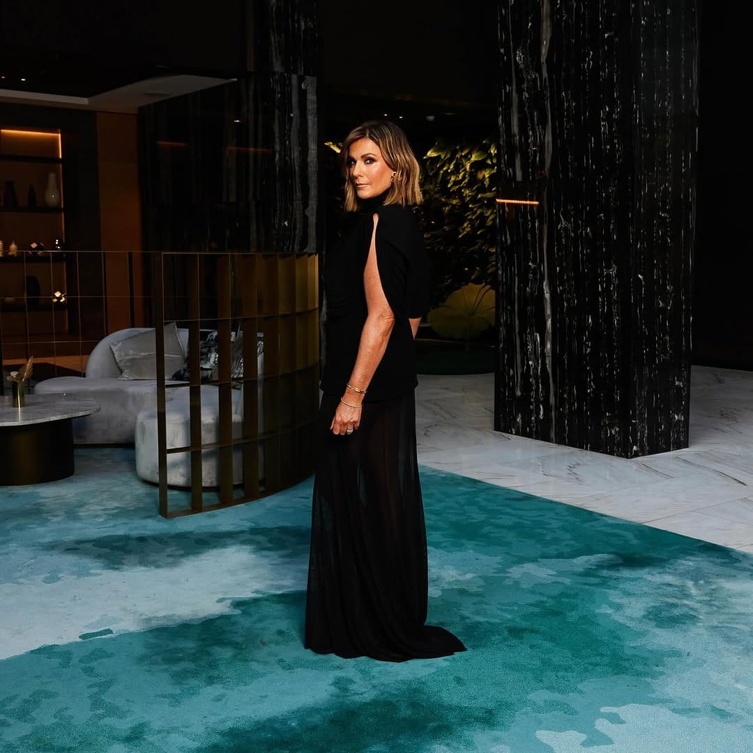 Post 9 by MELISSA GIGLIOTTI- Pro Hair & Makeup Artist on Instagram (carousel)