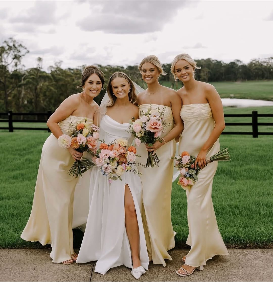 Post 9 by The Petal Sisters on Instagram (carousel)