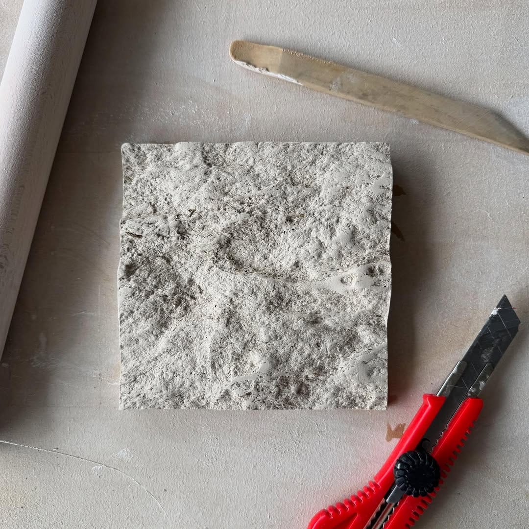 Post 1 by Carla Ejarque ceramics on Instagram (image)
