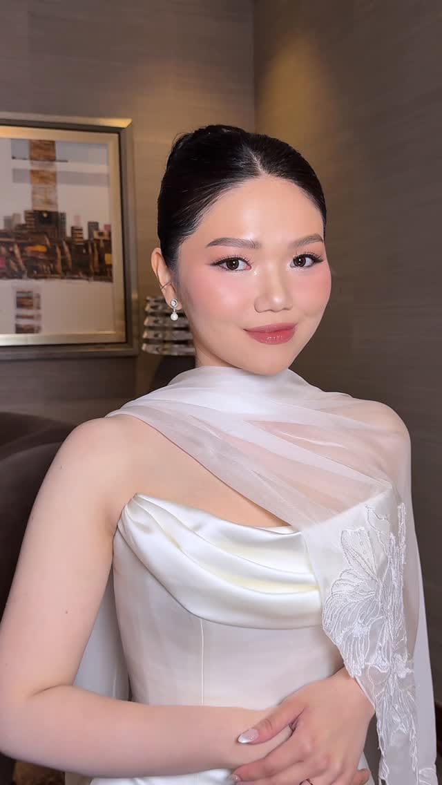 Post 6 by Jodie Aurelia | Melbourne Makeup Artist on Instagram (video)
