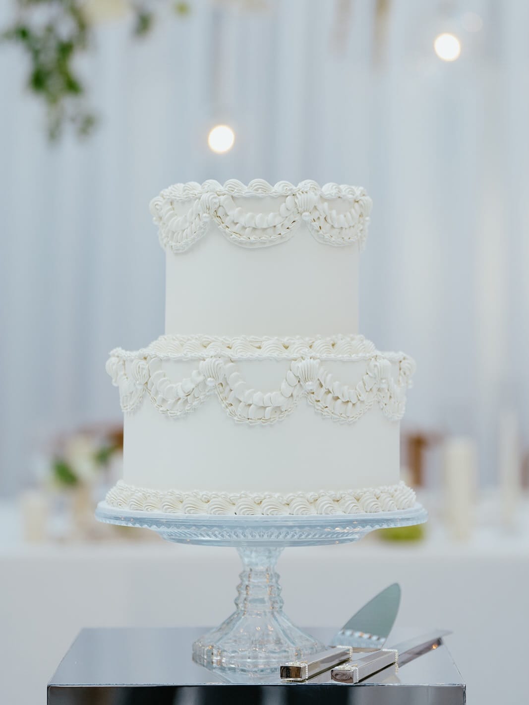 Post 2 by Lisa | Perth Wedding Cakes & Dessert on Instagram (carousel)