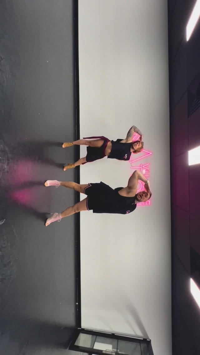 Post 2 by E L I  C R A W F O R D on Instagram (video)