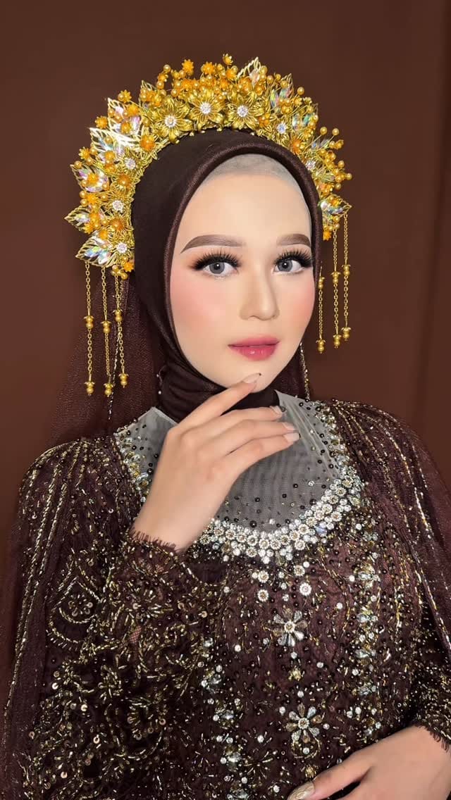Post 5 by AGIE SONIA MUA SERANG BANTEN💖 on Instagram (video)