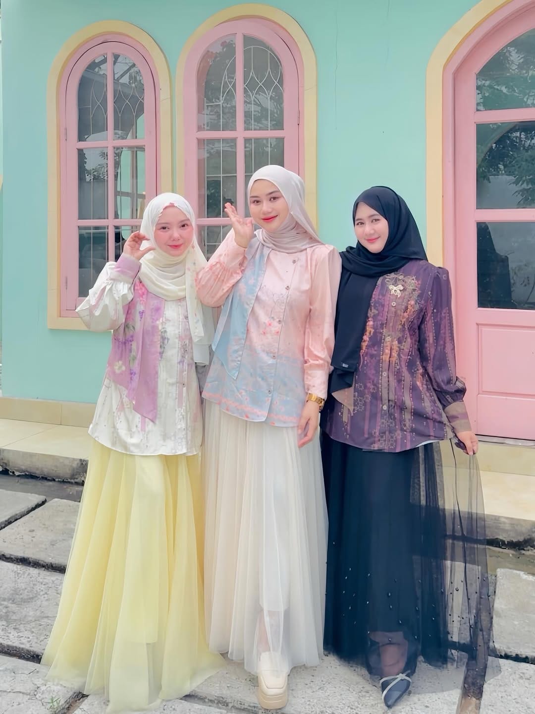Post 8 by AGIE SONIA MUA SERANG BANTEN💖 on Instagram (carousel)