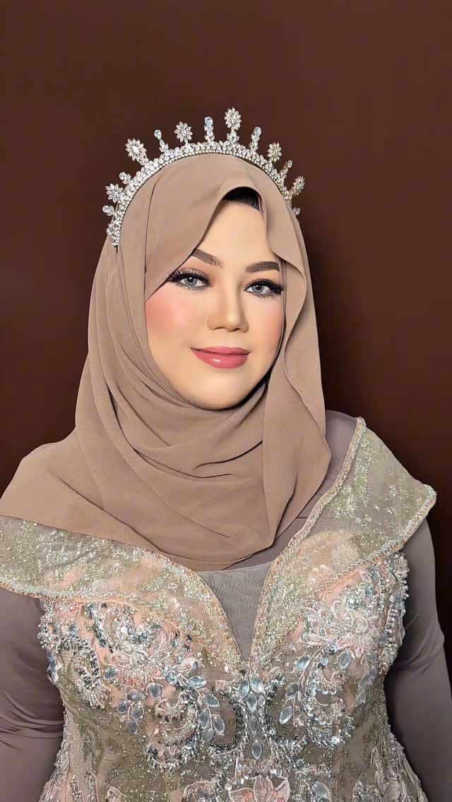 Post 3 by AGIE SONIA MUA SERANG BANTEN💖 on Instagram (video)
