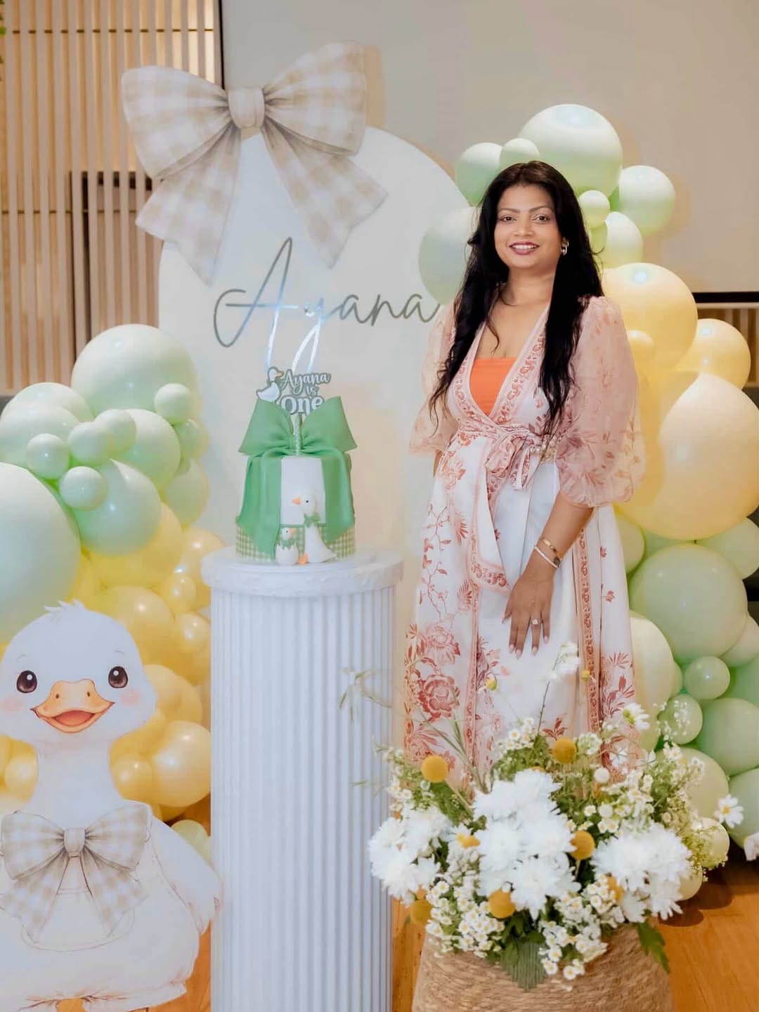 Post 2 by Melbourne Event Stylist | Balloons |Prop Hire on Instagram (image)
