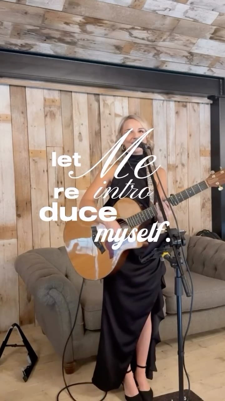 Post 5 by Daisy Kate on Instagram (video)