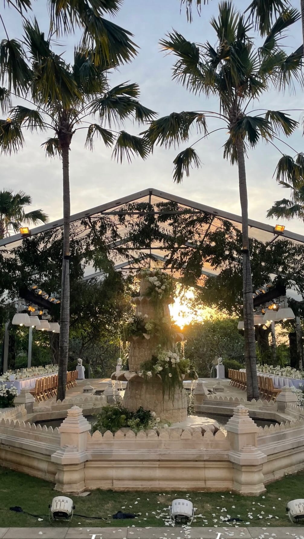 Post 1 by Katie Grant | Destination Wedding Photographer on Instagram (video)