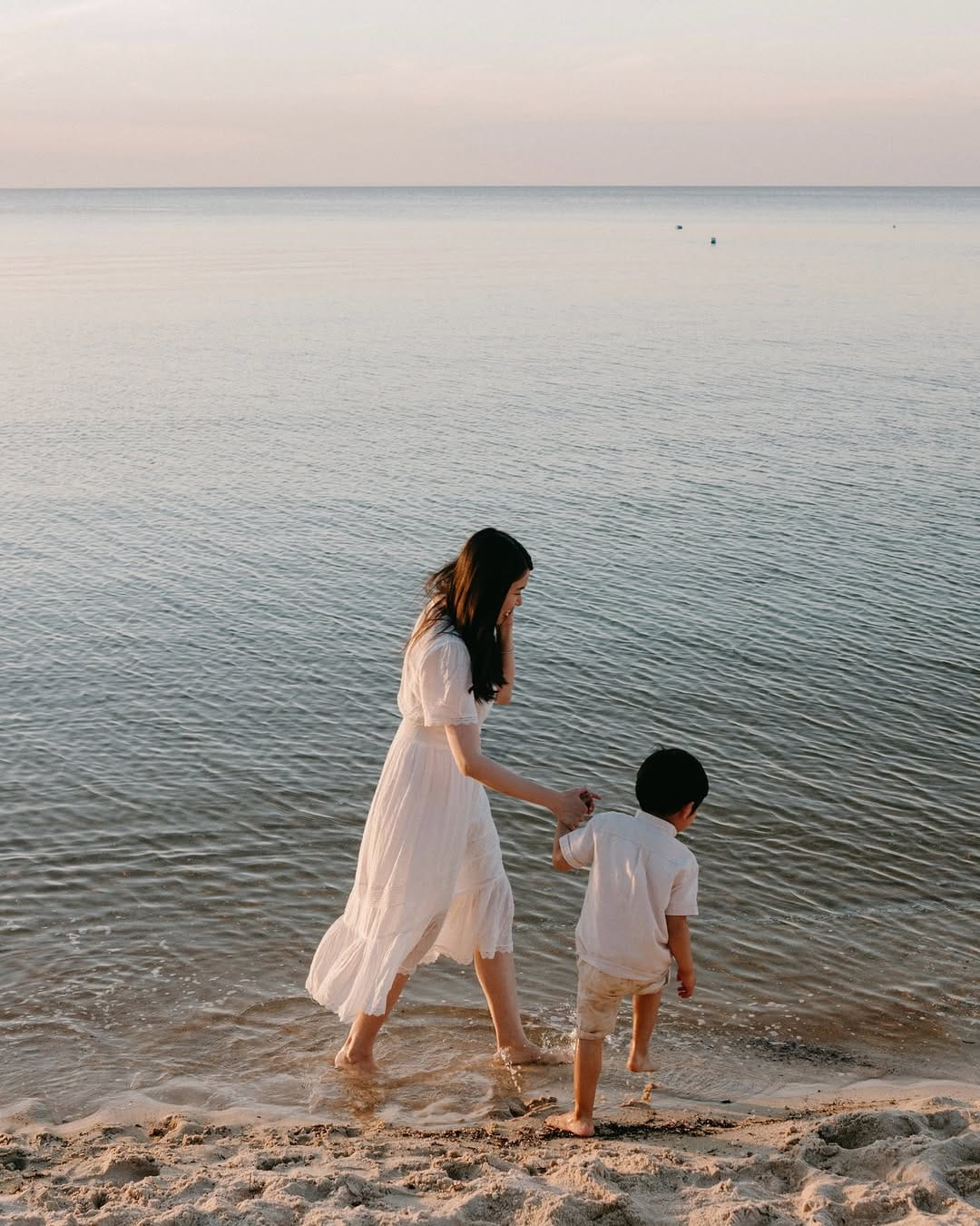 Post 1 by Trish | Sydney Family Photographer on Instagram (carousel)