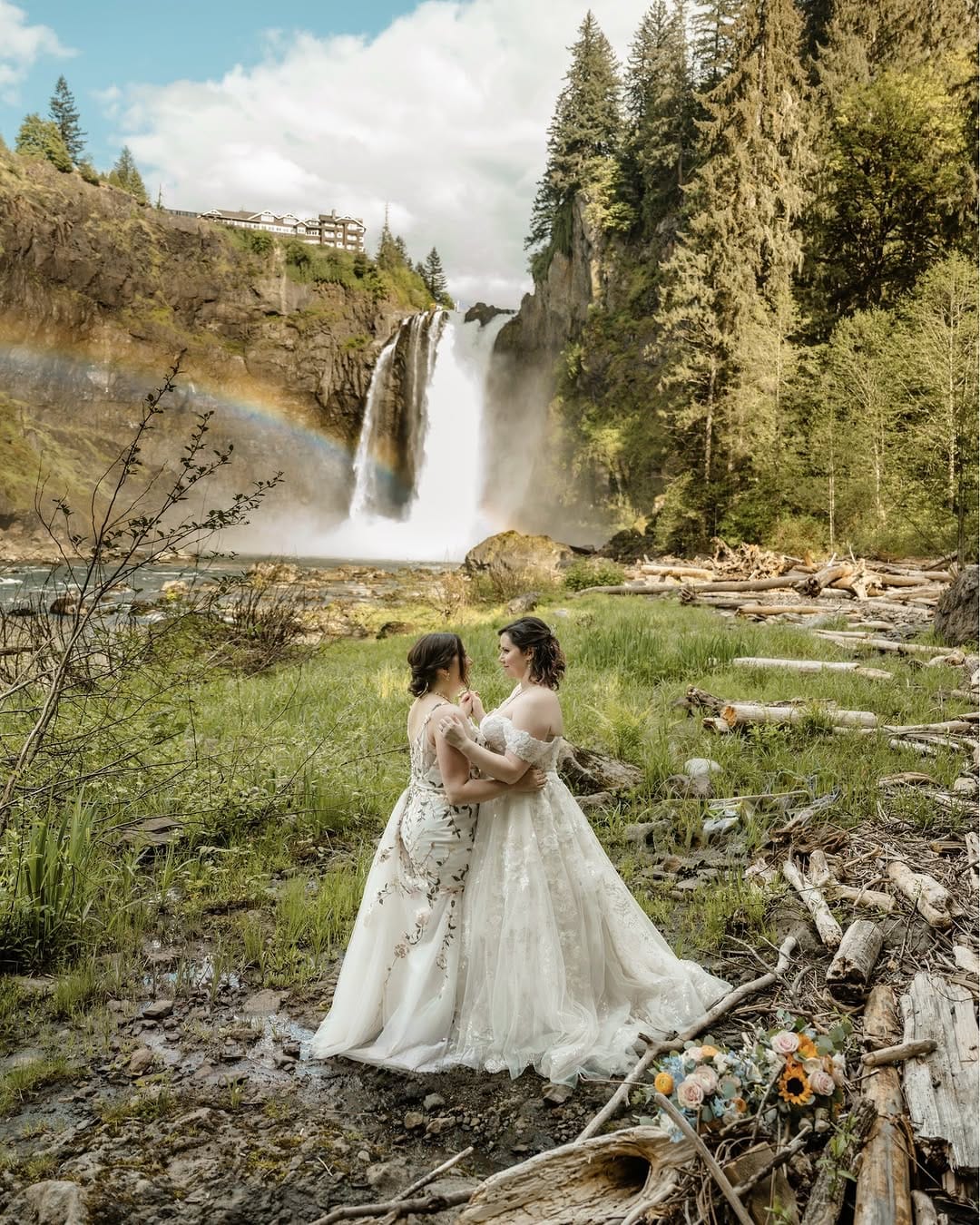 Post 1 by Taylor Ochoa, Seattle Wedding Photographer on Instagram (carousel)