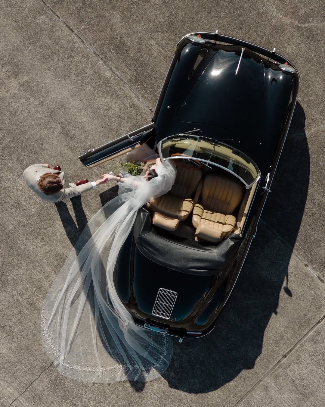 Post 2 by Taylor Ochoa, Seattle Wedding Photographer on Instagram (carousel)