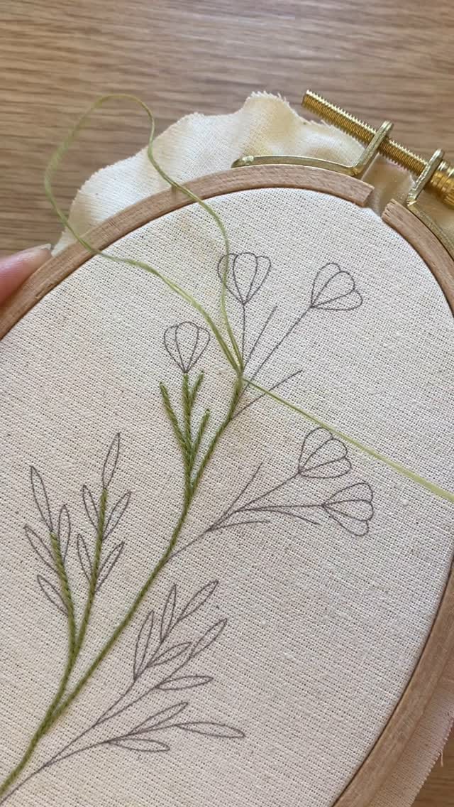 Post 2 by Emma | er.embroidery 🪡🌸🌱 on Instagram (video)