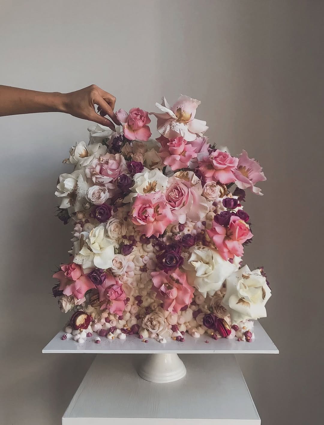 Post 2 by Samara-Faith Duchesne | Sincerely, Sam Cakes on Instagram (carousel)