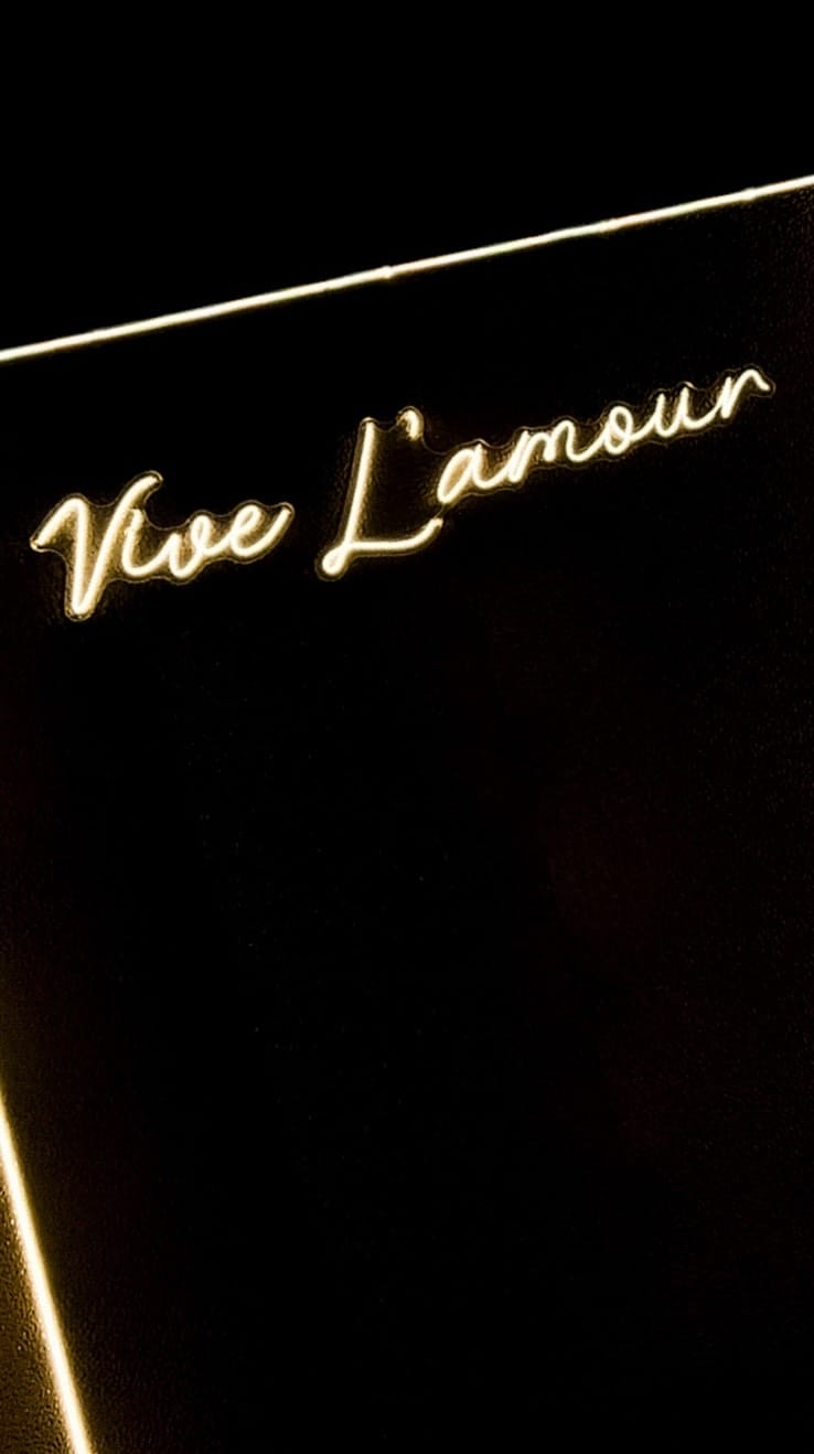 Post 4 by IVOIRE Cake Design on Instagram (video)