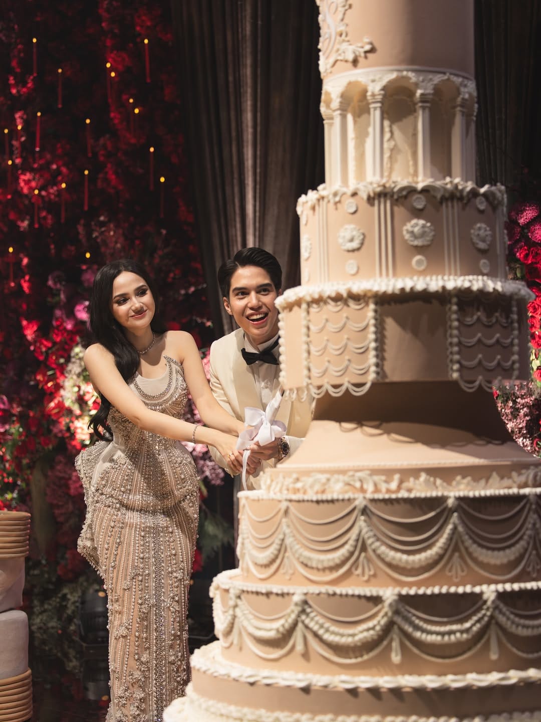 Post 10 by IVOIRE Cake Design on Instagram (carousel)
