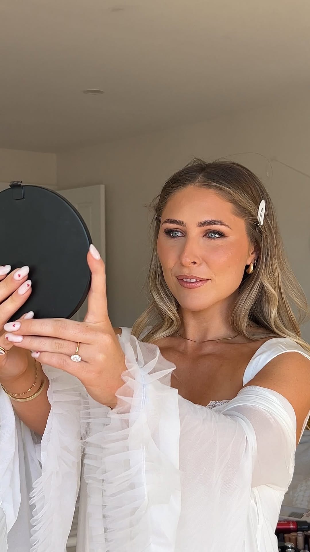 Post 2 by GOLD COAST | BYRON BAY | BRISBANE MAKEUP ARTIST on Instagram (video)