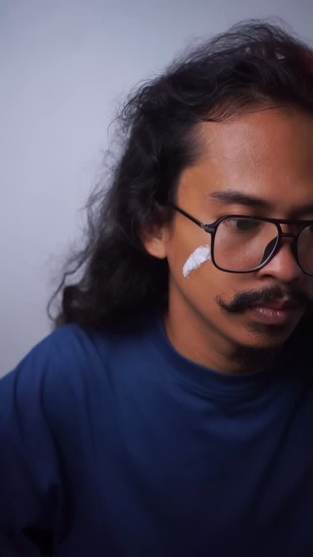 Post 7 by MUA JOGJA on Instagram (video)