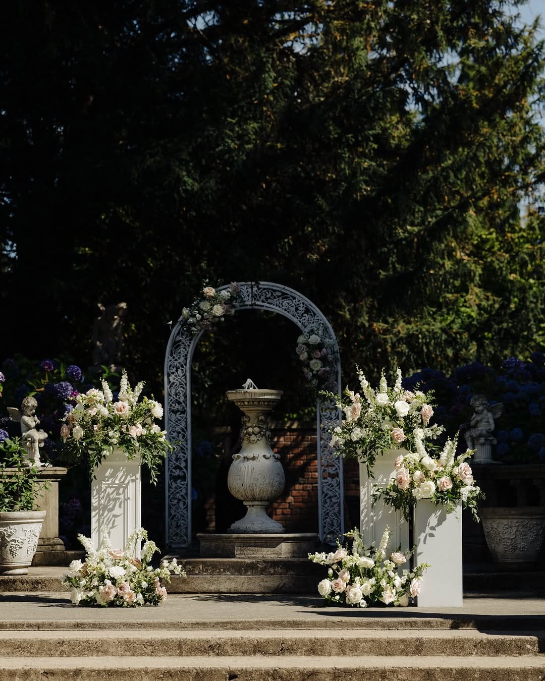 Post 2 by SEATTLE TACOMA BRIDAL MAKEUP ARTIST + HAIR | Ivonne Mendoza on Instagram (carousel)