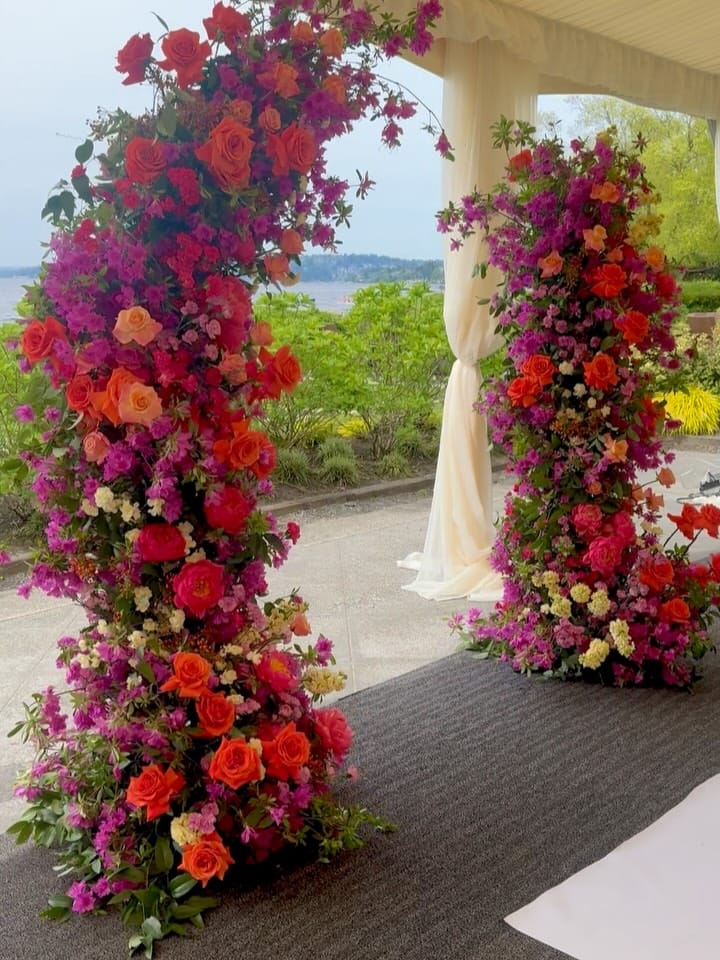 Post 5 by ANTHERA FLORAL / Seattle Wedding Florist on Instagram (carousel)