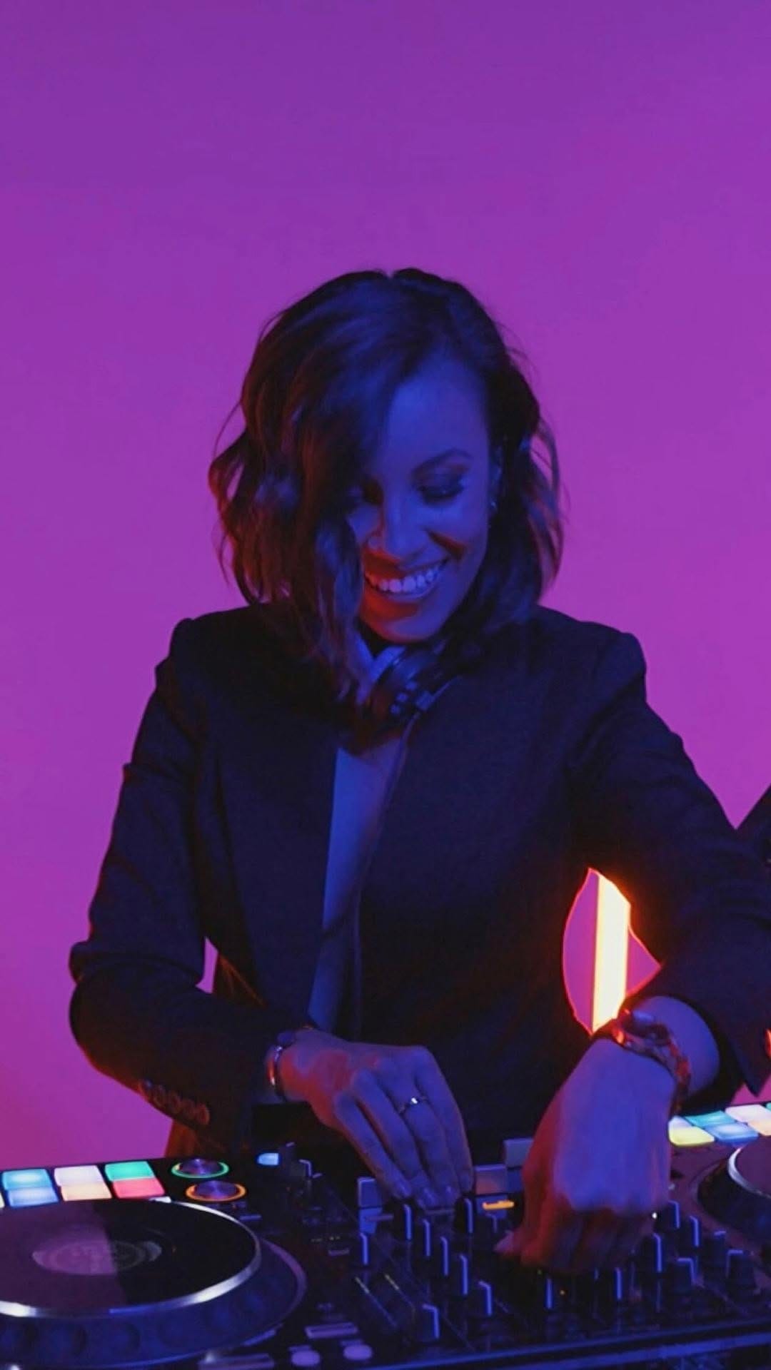 Post 10 by LAVIDA | AUSTRALIAN PREMIUM EVENTS DJ on Instagram (video)