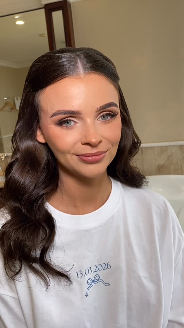 Post 7 by VDJ MUA | Bridal Specialist on Instagram (video)