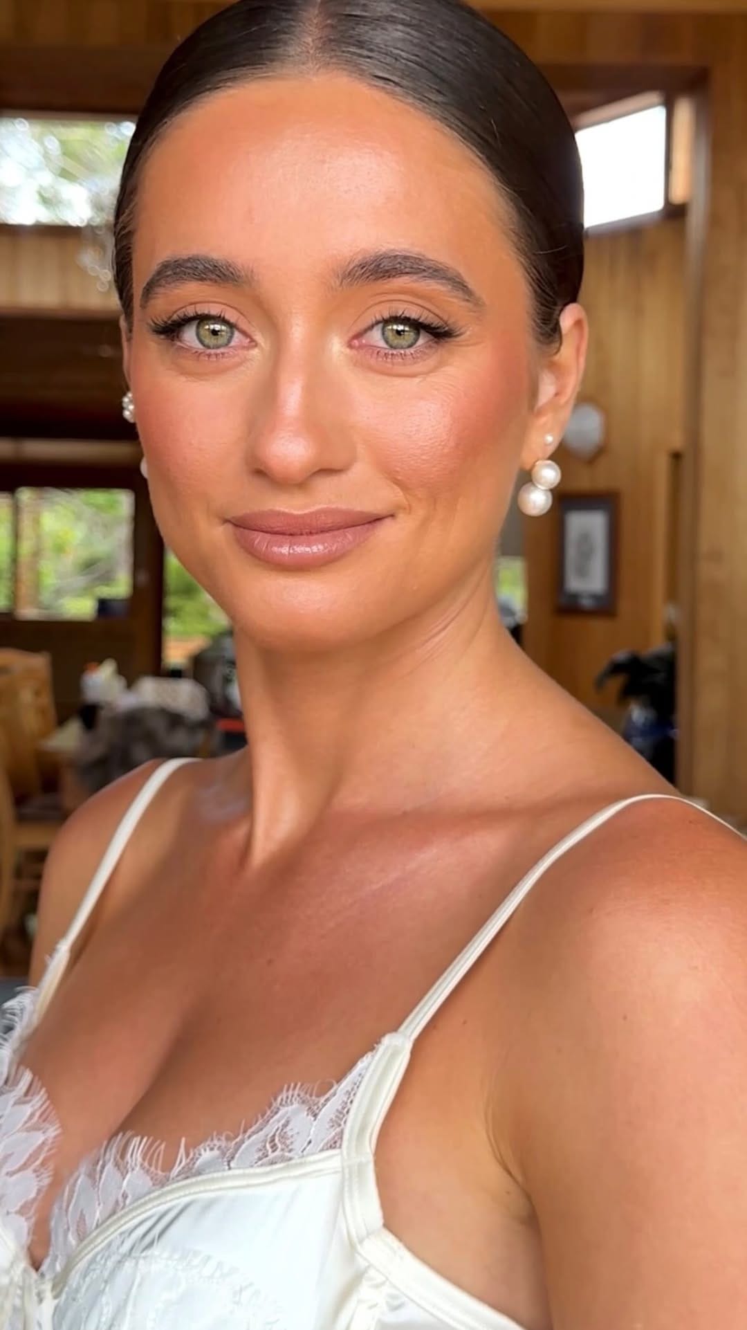 Post 3 by NATASHA SANA | MELBOURNE MAKEUP ARTIST on Instagram (video)
