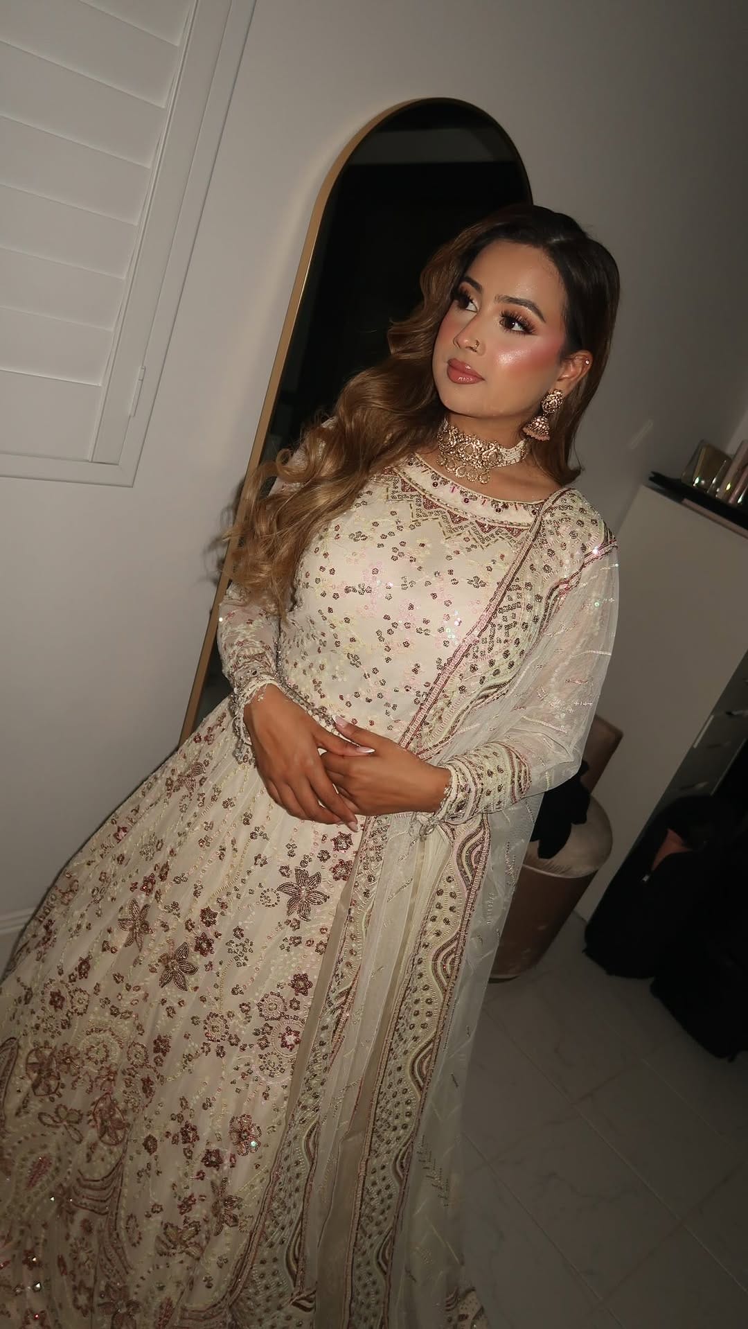 Post 4 by MARIAM ZAFAR on Instagram (video)