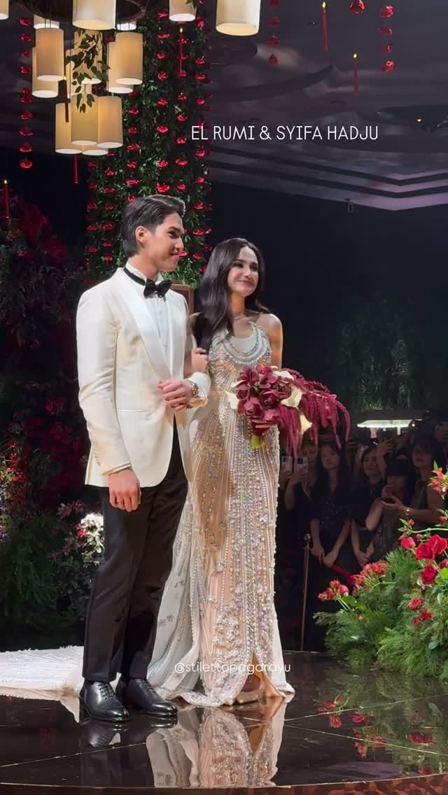 Post 6 by ANGPAO GIRLS / USHER WEDDING/ PAGAR AYU on Instagram (video)