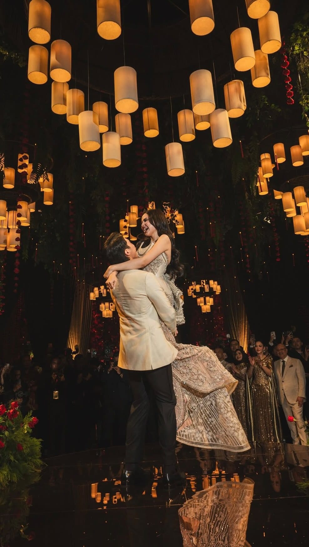 Post 2 by ANGPAO GIRLS / USHER WEDDING/ PAGAR AYU on Instagram (video)