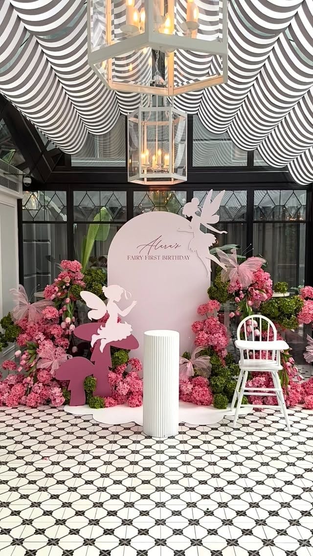 Post 8 by Indulgence Table on Instagram (video)
