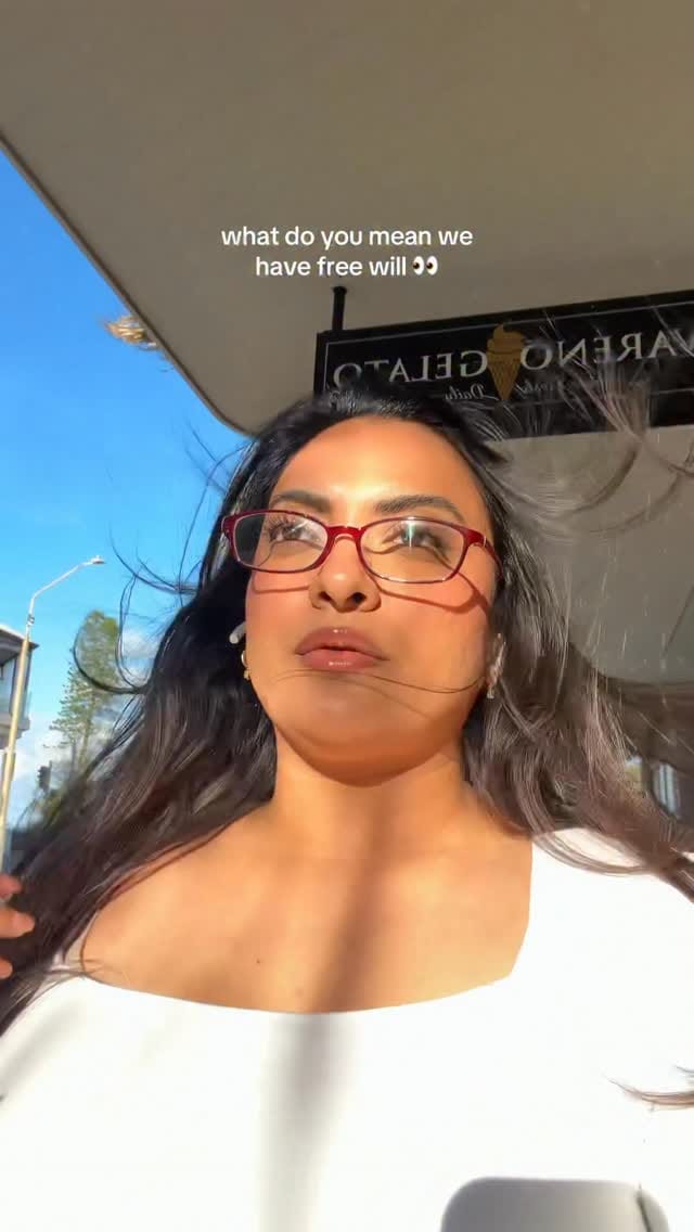 Post 3 by Rhea Patel | Makeup Artist on Instagram (video)