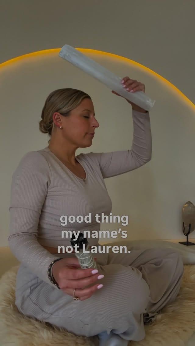 Post 7 by Victoria Mann 𓆃Ayurvedic Alchemy™ Certifications•Soul Plan Guide on Instagram (video)