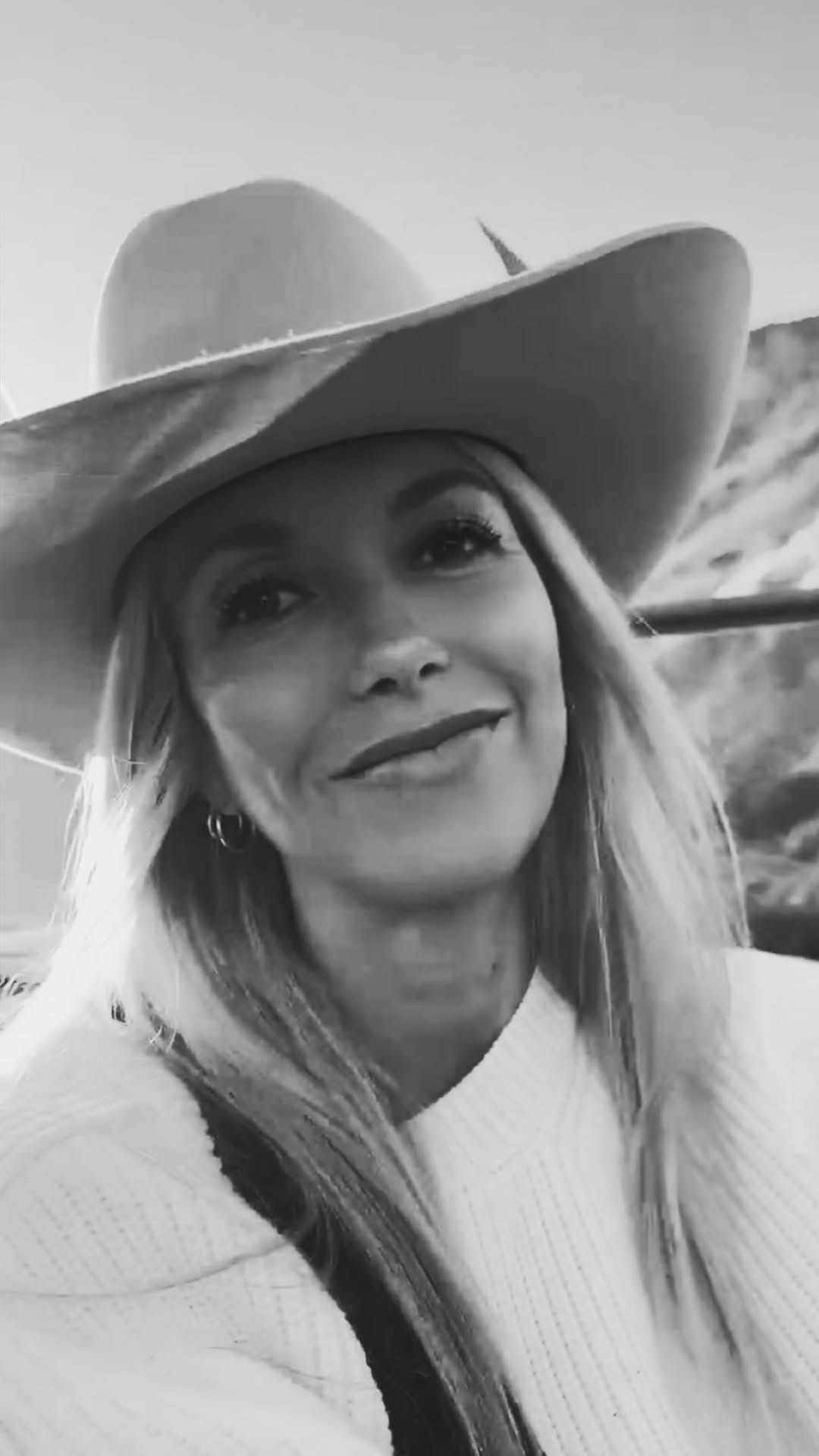 Post 6 by victoria white on Instagram (video)