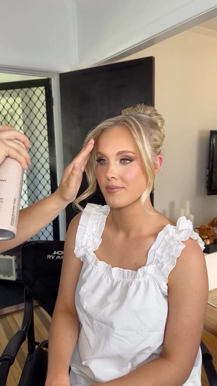 Post 5 by Amber West Brisbane Makeup Artist on Instagram (video)