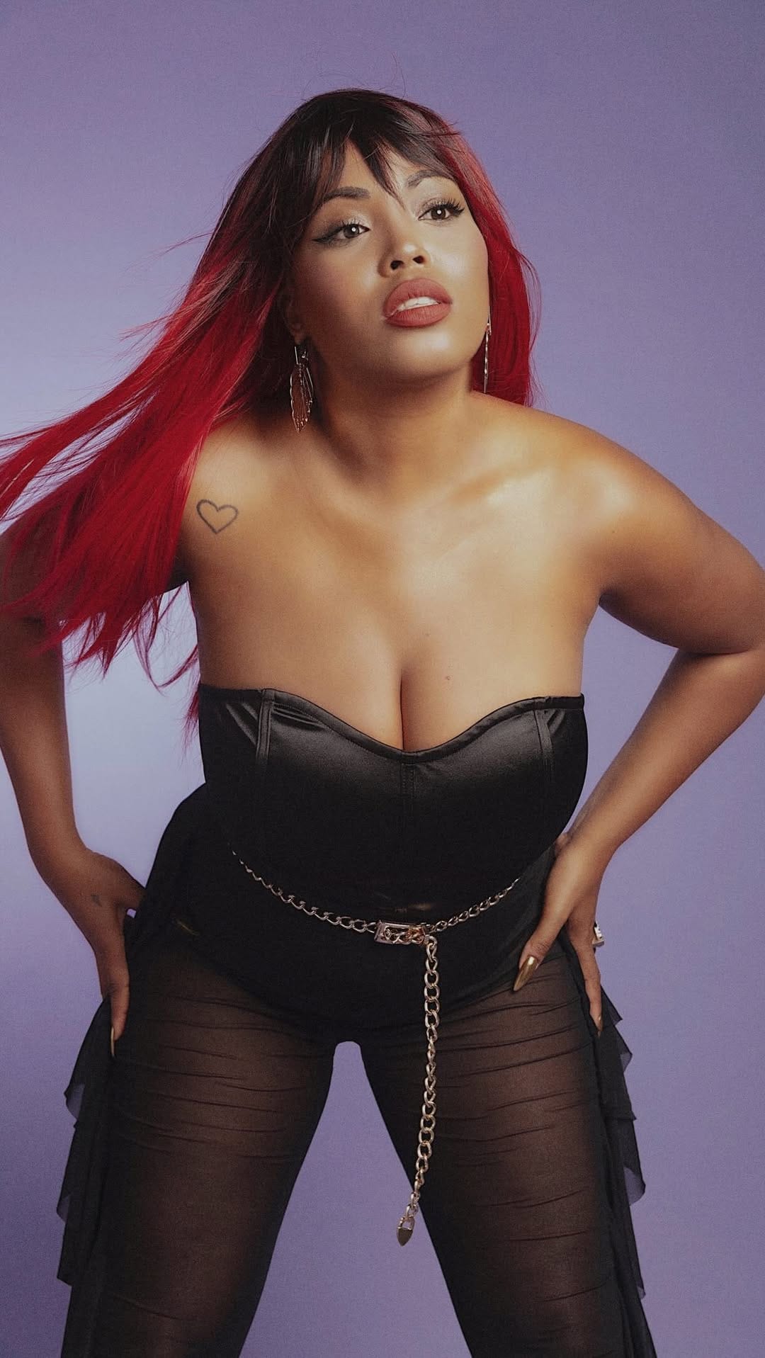 Post 5 by Victoria Queen Musica 🎤 on Instagram (video)