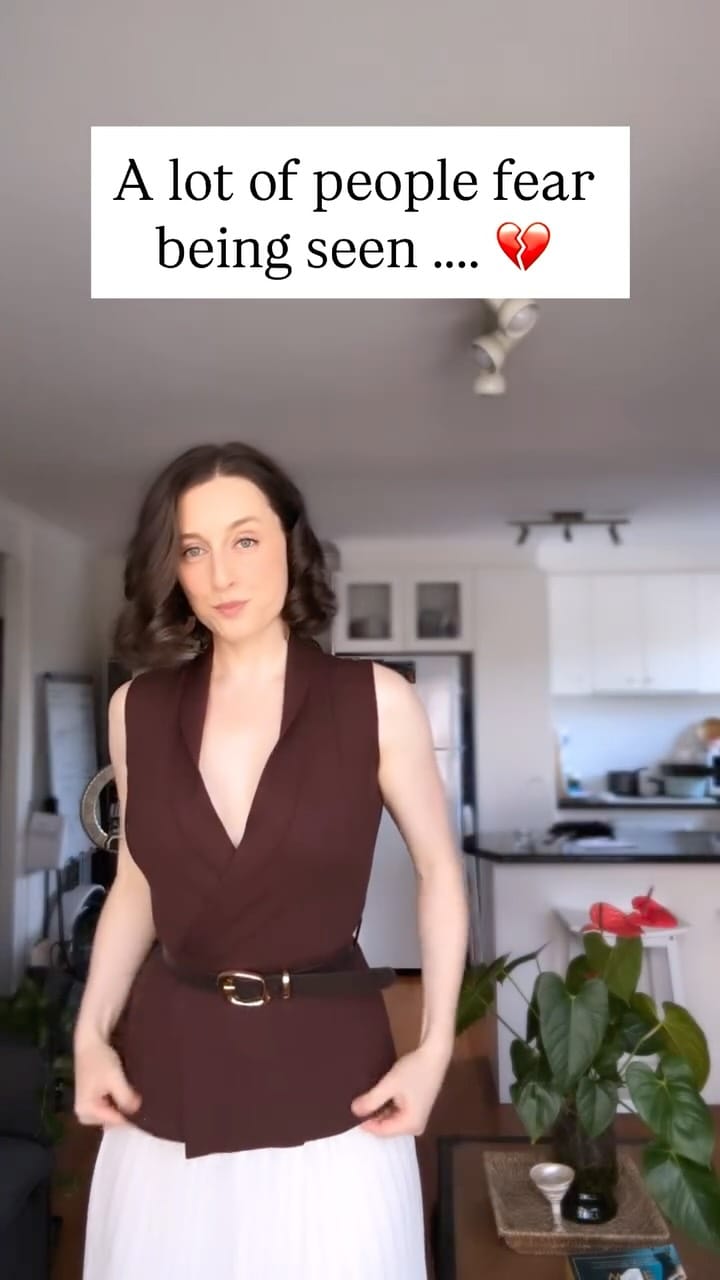 Post 5 by DR. ROSEY LATHOURAS (Chinese Medicine) on Instagram (video)
