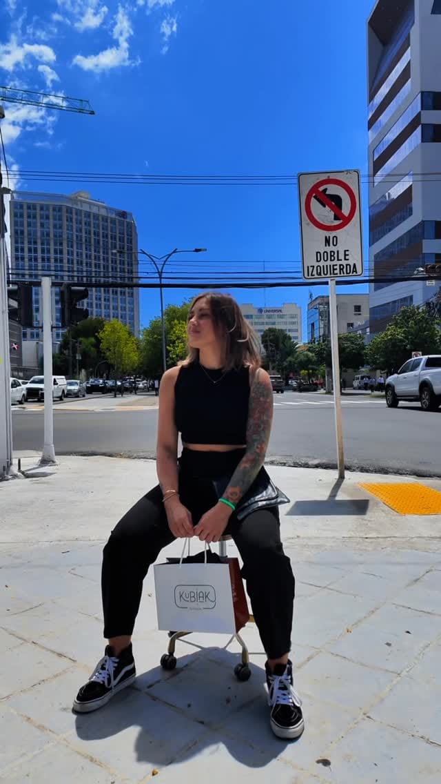 Post 9 by 🎀 Victoria Kubiak - ✨ Hair Artist on Instagram (video)