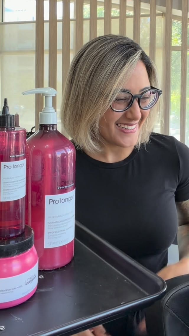 Post 7 by 🎀 Victoria Kubiak - ✨ Hair Artist on Instagram (video)
