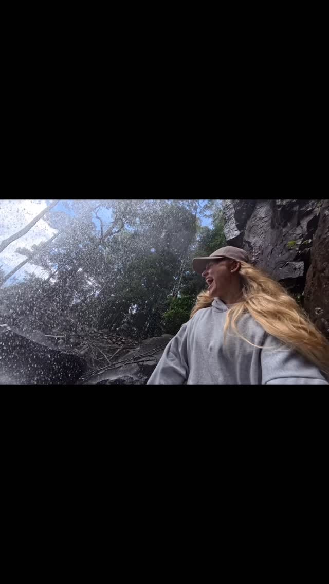 Post 4 by Becs Sandwith on Instagram (video)