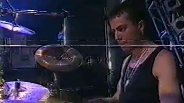 Post 1 by Héroes del Silencio on Instagram (video)