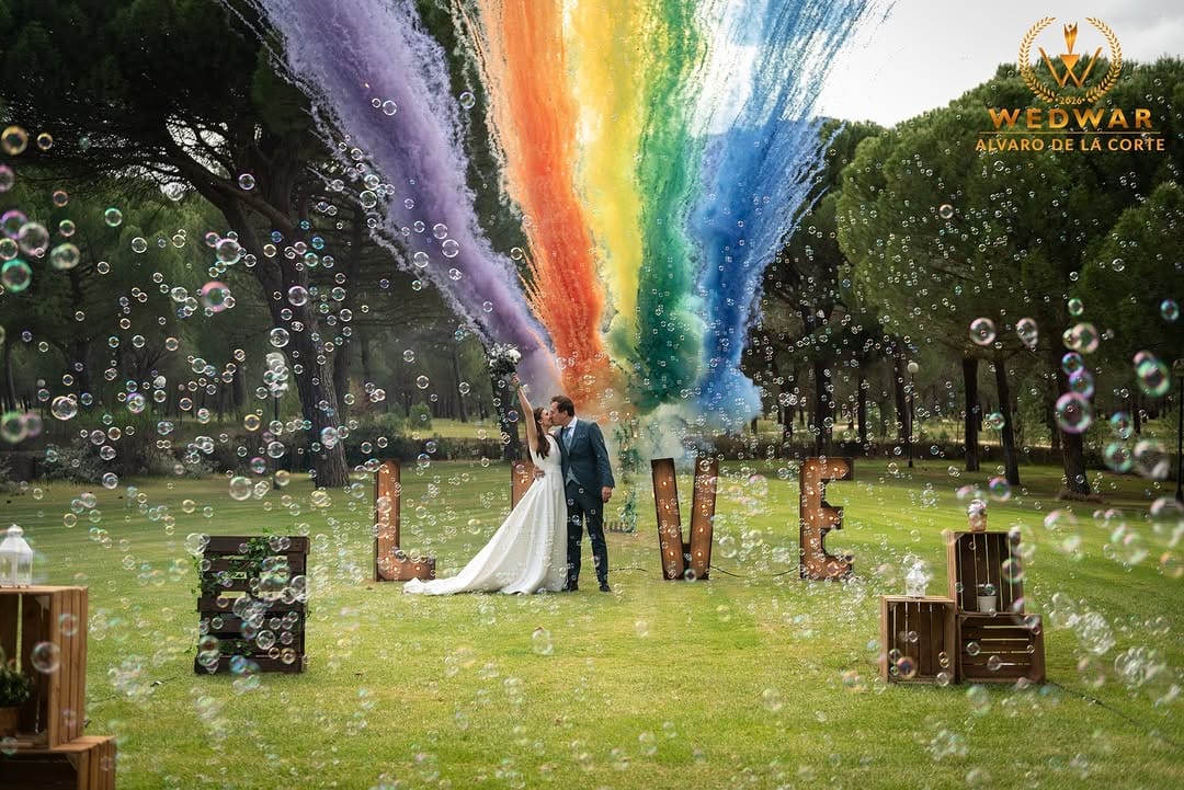 Post 7 by WEDWAR AWARDS on Instagram (carousel)