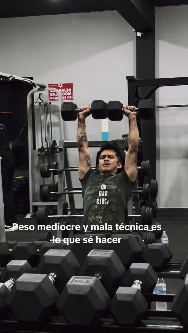 Post 9 by Vic Flowers on Instagram (video)