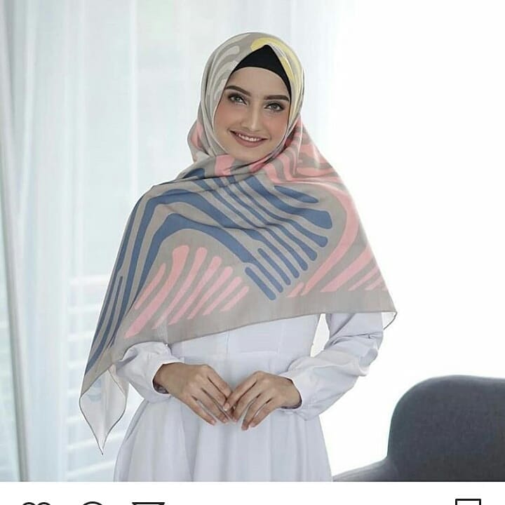 Post 9 by hijabNshine on Instagram (image)
