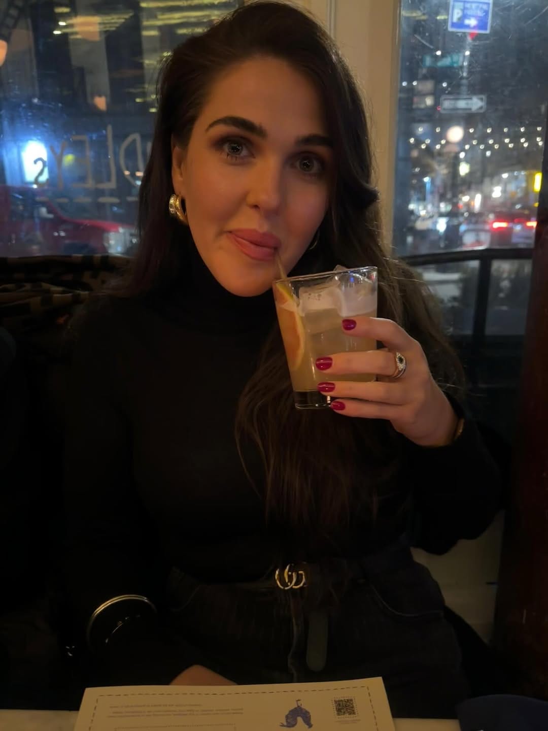 Post 10 by Emma Louise on Instagram (image)