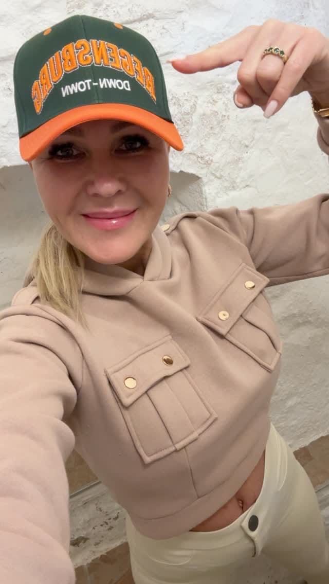 Post 3 by Jana Slováková on Instagram (video)