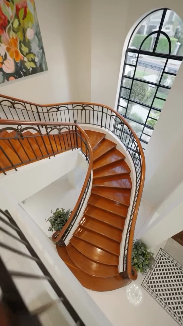 Post 2 by Ivy Realty on Instagram (video)