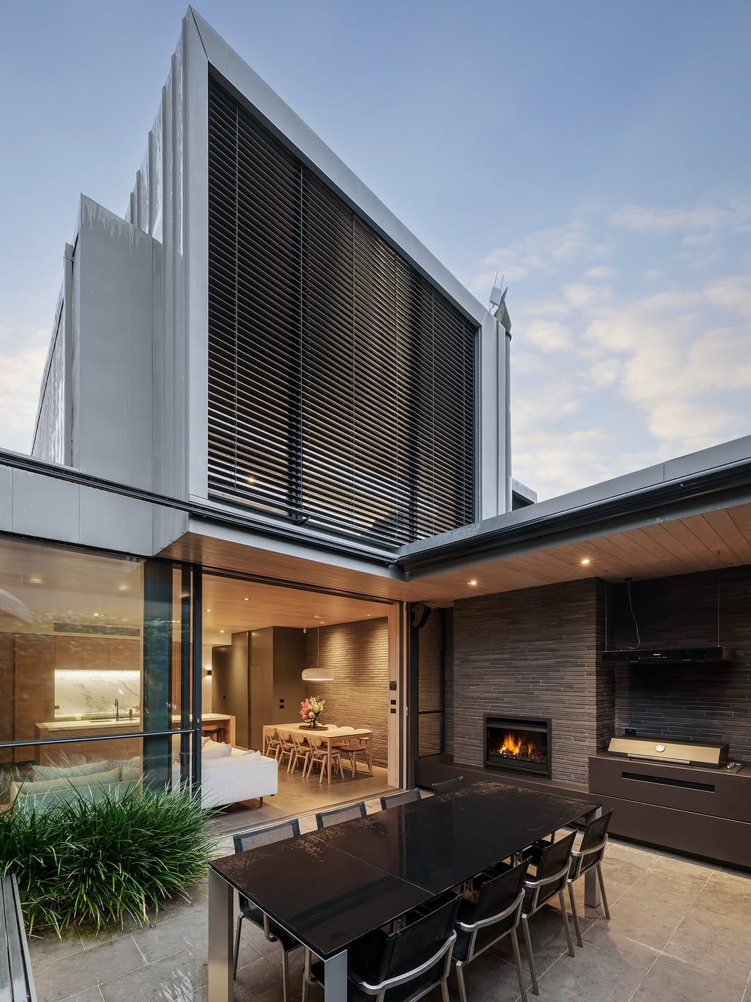 Post 3 by MELBOURNE HOUSE SPOTTERS on Instagram (carousel)