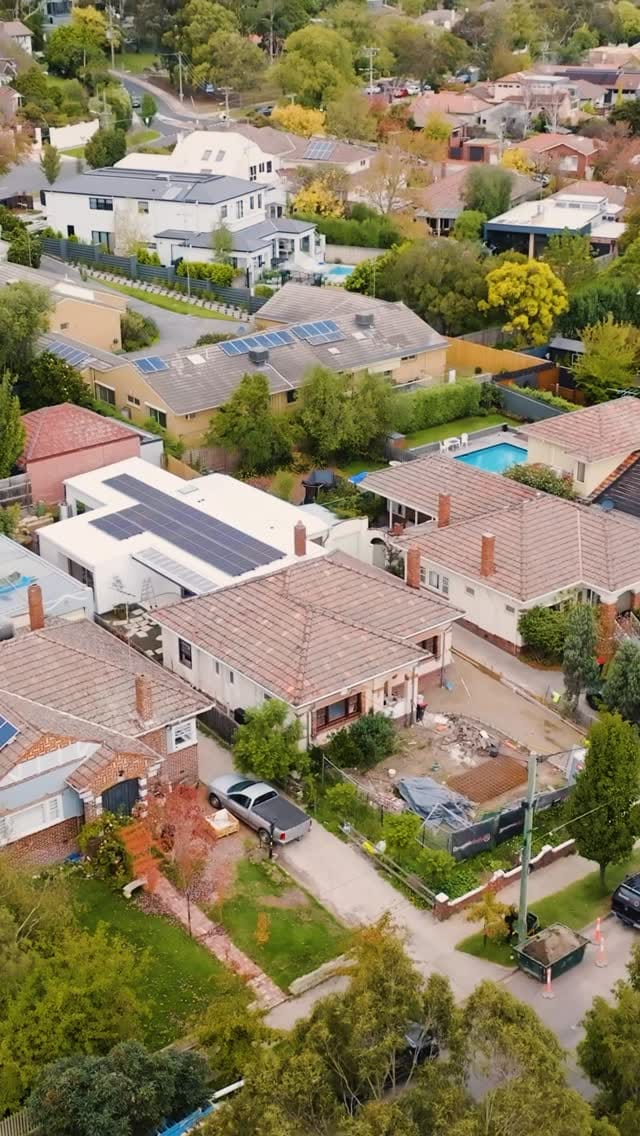Post 7 by Dynamic Built Constructions | Custom Builder Melbourne on Instagram (video)