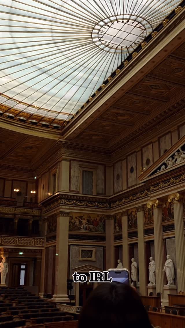 Post 7 by Sydney Abroad on Instagram (video)